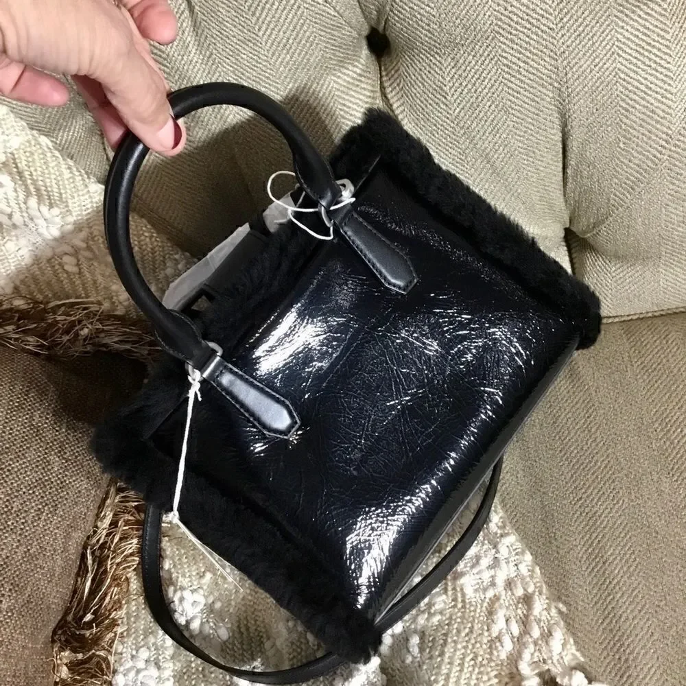 TORY BURCH CRINKLE PATENT LEATHER SHEARLING CROSSBODY BAG OR HANDBAG